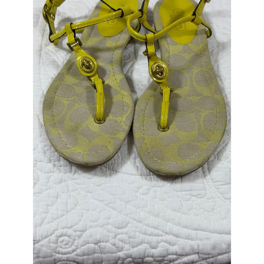 Coach Women’s 7 Yellow Patent Leather Flat Sandals Designer Summer Shoes Luxury